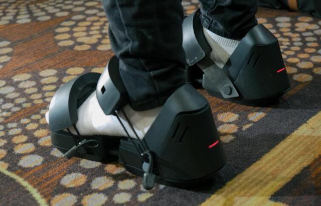 Gerevo Taclim来自日本vr虚拟现实的一双鞋子