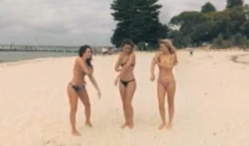 沙滩性感比基尼vr视频
